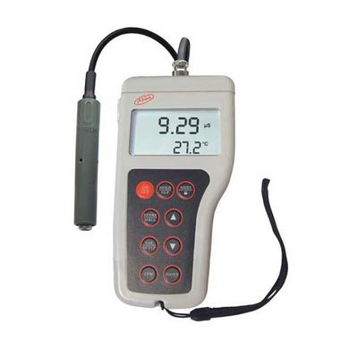Prenosný vodotesný merač vodivosti AD331
